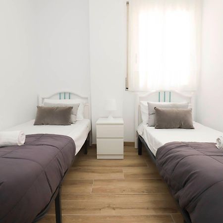 Differentflats Barcino Apartment Salou Bagian luar foto
